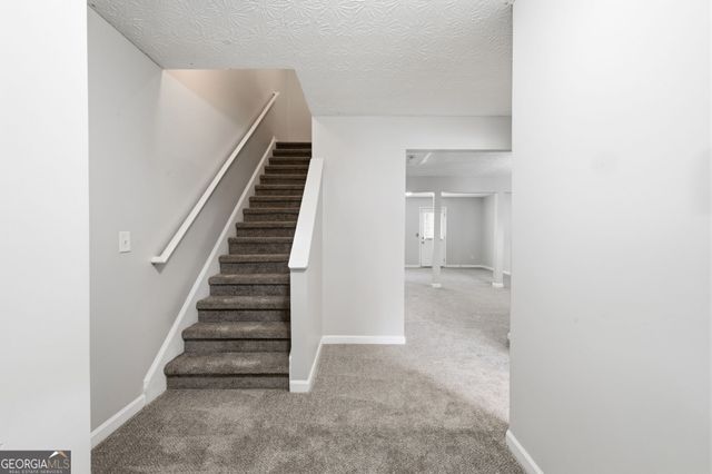 196 Meadowlark Place, Austell, GA 30168