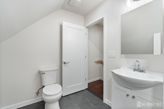 824 George Street 2ndFl, Plainfield, NJ 07062