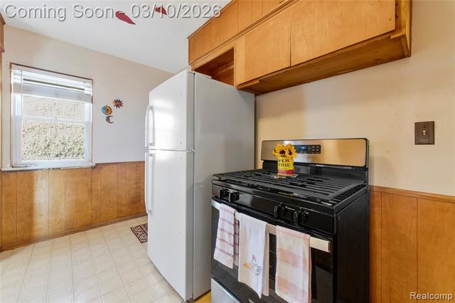 2209 Garfield Avenue, Lincoln Park, MI 48146