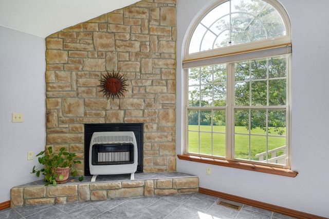 250 Tallgrass Road, Ozark, MO 65721