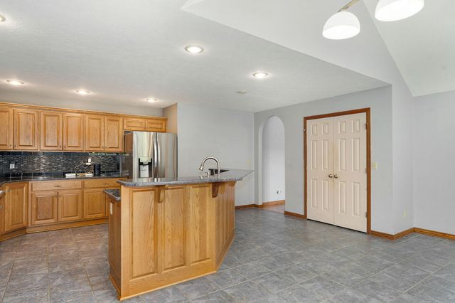 250 Tallgrass Road, Ozark, MO 65721