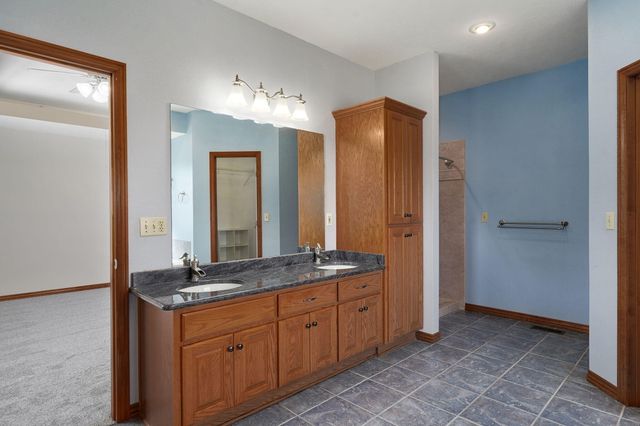 250 Tallgrass Road, Ozark, MO 65721