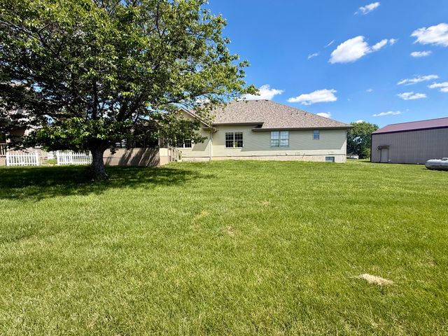 250 Tallgrass Road, Ozark, MO 65721