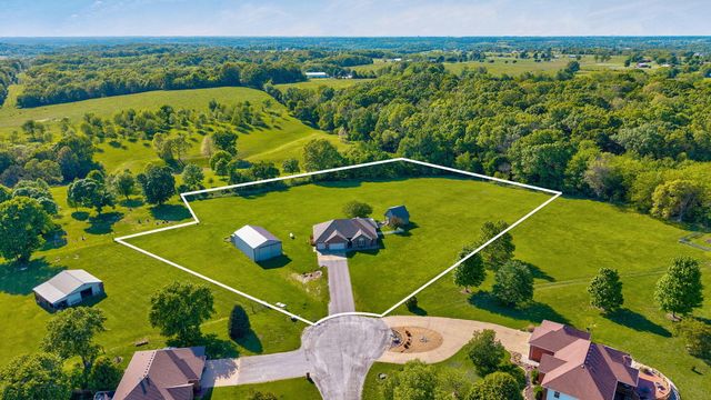 250 Tallgrass Road, Ozark, MO 65721