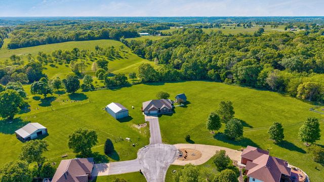 250 Tallgrass Road, Ozark, MO 65721