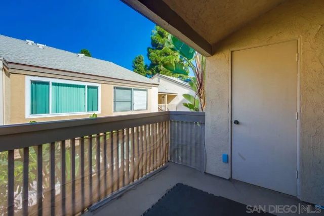 8628 Via Mallorca D, La Jolla, CA 92037