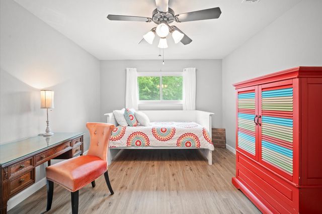 13907 Calmont Drive, Houston, TX 77070