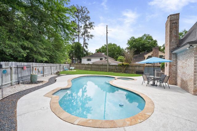 13907 Calmont Drive, Houston, TX 77070