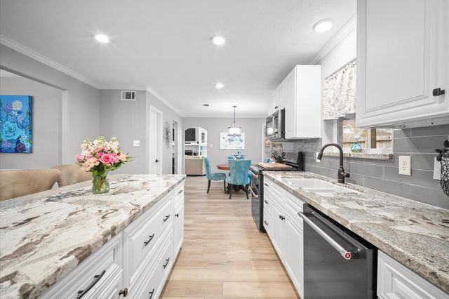 13907 Calmont Drive, Houston, TX 77070