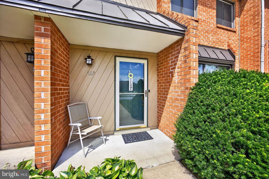 133 CAERNARVON CT, EXTON, PA 19341 — photo 4