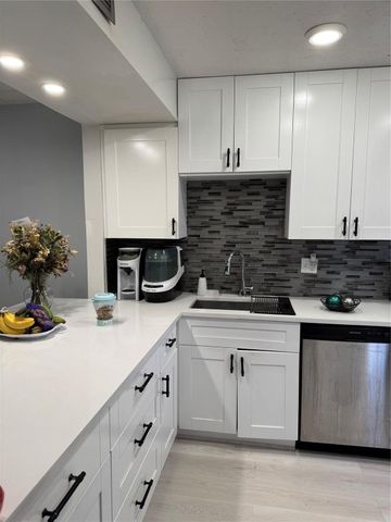 4070 Sierra Terrace, Sunrise, FL 33351