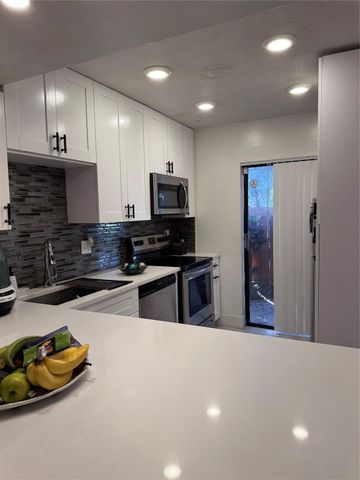 4070 Sierra Terrace, Sunrise, FL 33351