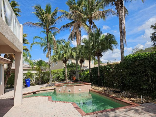 995 NW 168th Avenue -, Pembroke Pines, FL 33028