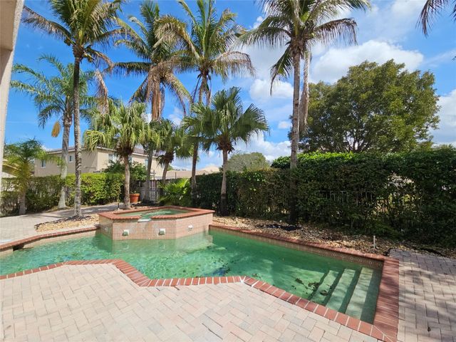 995 NW 168th Avenue -, Pembroke Pines, FL 33028