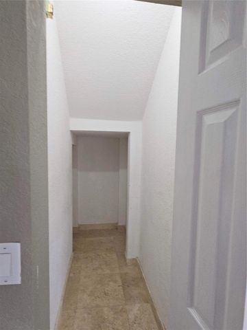 995 NW 168th Avenue -, Pembroke Pines, FL 33028