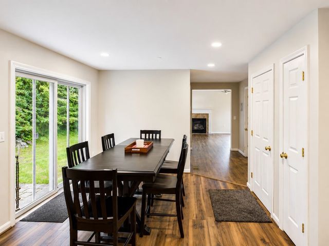 25 Jessica Drive, Merrimack, NH 03054