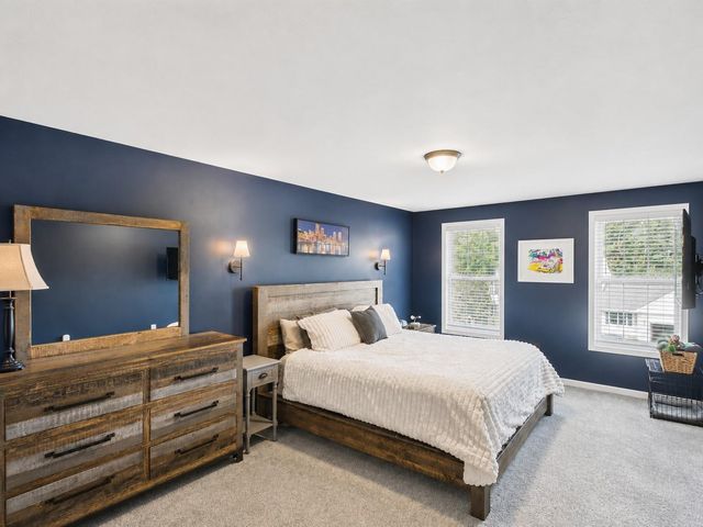 25 Jessica Drive, Merrimack, NH 03054