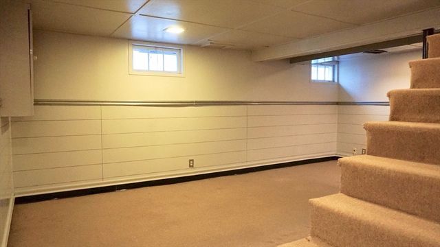 25 Halliden St, Stoughton, MA 02072