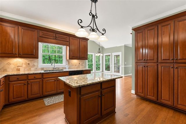 1202 Chadwick Lake Drive, Lawrenceville, GA 30043