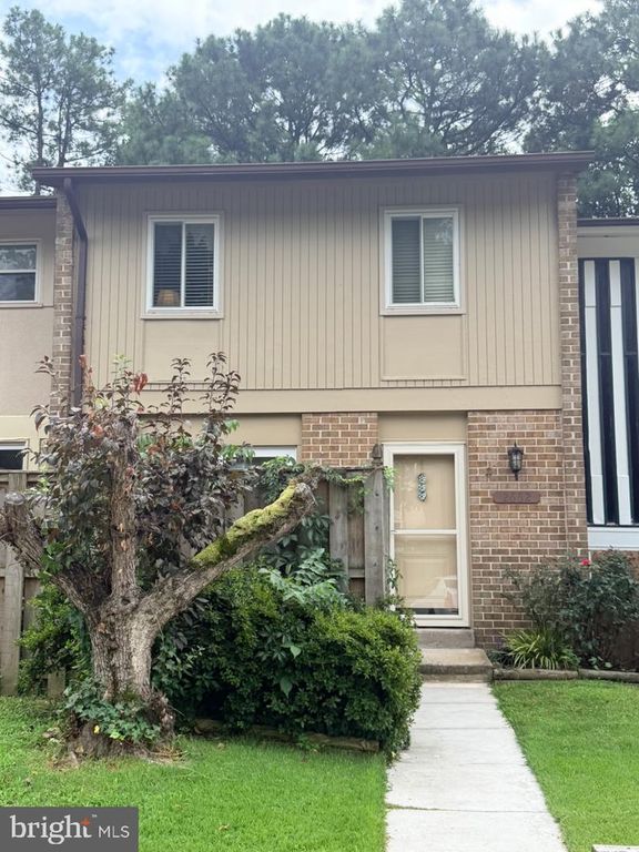 2662 SEVILLE CIR, Woodbridge, VA 22192