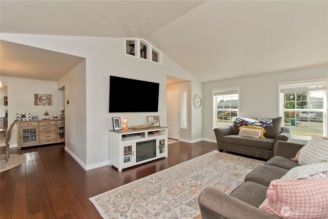 2871 Initial Avenue, Enumclaw, WA 98022