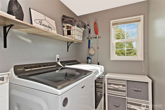 2871 Initial Avenue, Enumclaw, WA 98022