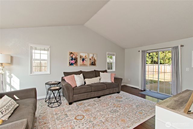 2871 Initial Avenue, Enumclaw, WA 98022