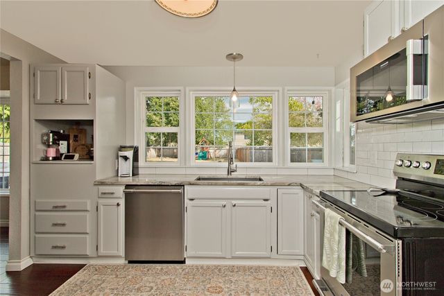 2871 Initial Avenue, Enumclaw, WA 98022