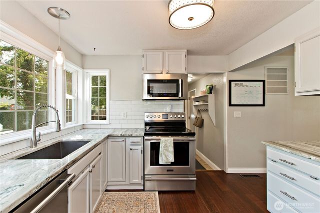 2871 Initial Avenue, Enumclaw, WA 98022