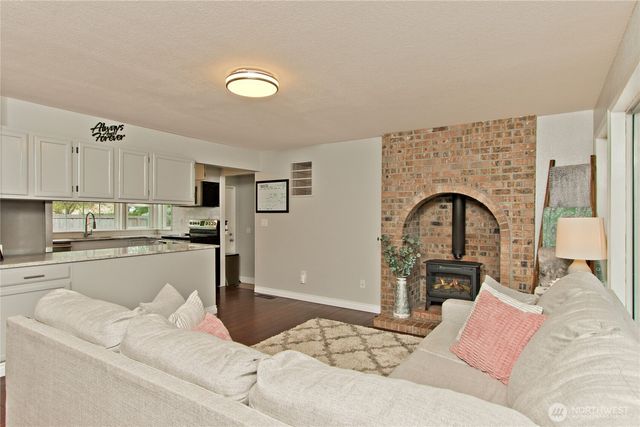 2871 Initial Avenue, Enumclaw, WA 98022