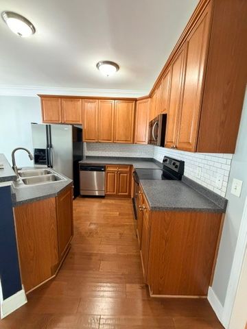 7031 Sunnywood Dr, Nashville, TN 37211