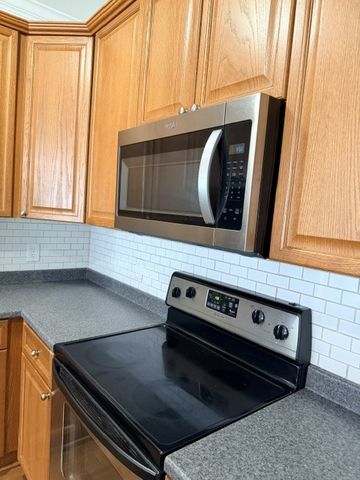 7031 Sunnywood Dr, Nashville, TN 37211