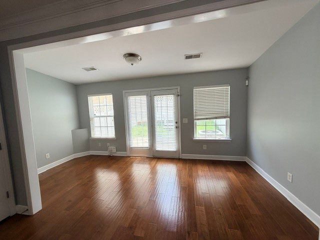 7031 Sunnywood Dr, Nashville, TN 37211