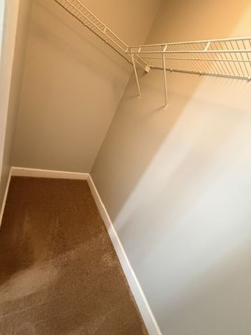 7031 Sunnywood Dr, Nashville, TN 37211