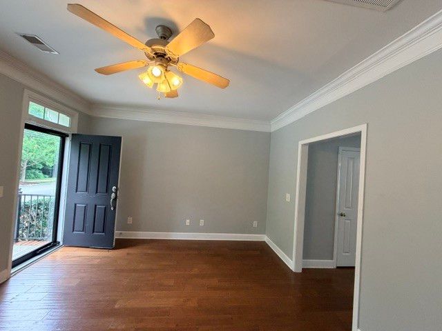 7031 Sunnywood Dr, Nashville, TN 37211