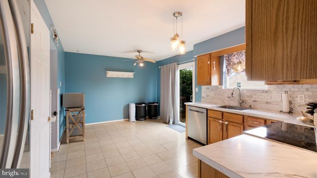 140 CENTRAL AVE, Souderton, PA 18964