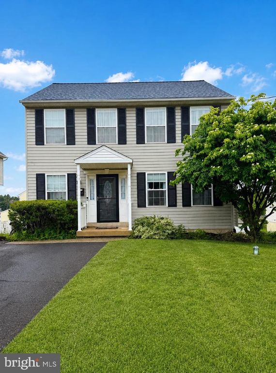 140 CENTRAL AVE, Souderton, PA 18964