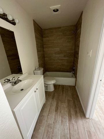 935 Fairbanks Circle, Duncanville, TX 75137