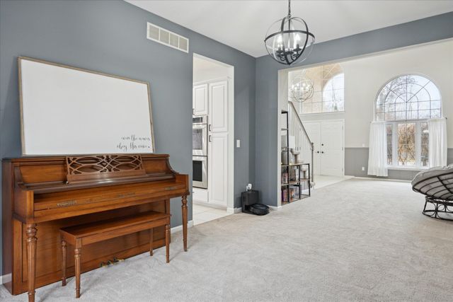 1985 Christopher Court, West Bloomfield Twp, MI 48324