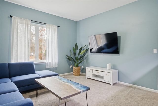 1985 Christopher Court, West Bloomfield Twp, MI 48324