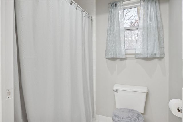 1985 Christopher Court, West Bloomfield Twp, MI 48324