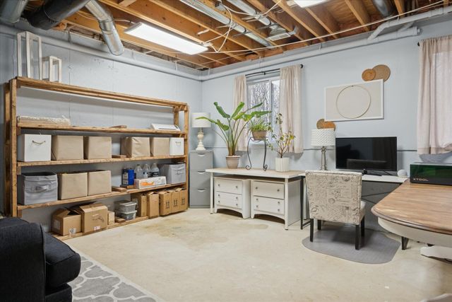 1985 Christopher Court, West Bloomfield Twp, MI 48324