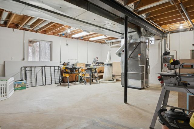 1985 Christopher Court, West Bloomfield Twp, MI 48324