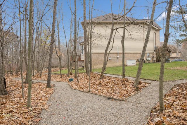 1985 Christopher Court, West Bloomfield Twp, MI 48324