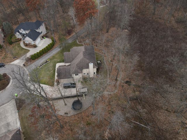 1985 Christopher Court, West Bloomfield Twp, MI 48324