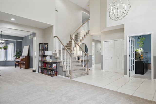 1985 Christopher Court, West Bloomfield Twp, MI 48324