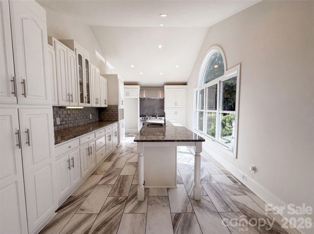 502 Live Oaks Court, Fort Mill, SC 29715
