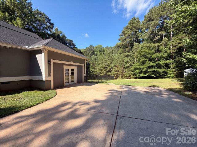 502 Live Oaks Court, Fort Mill, SC 29715