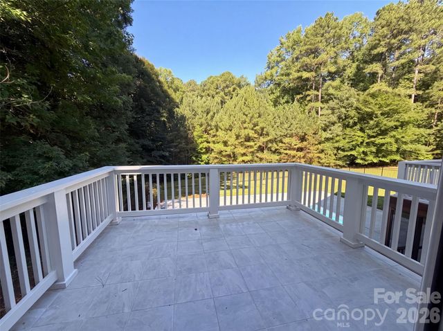 502 Live Oaks Court, Fort Mill, SC 29715