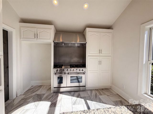 502 Live Oaks Court, Fort Mill, SC 29715